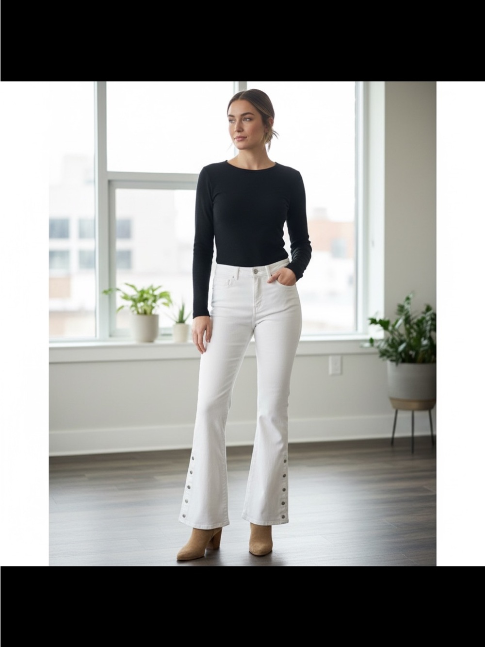 Zara White High Waisted Flared Button Slit Jeans Tall Size 6